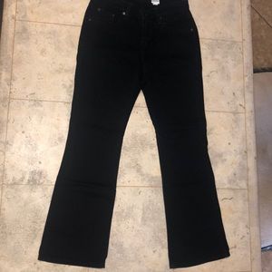Levi’s Black Denim Jeans *Curvy Cut*